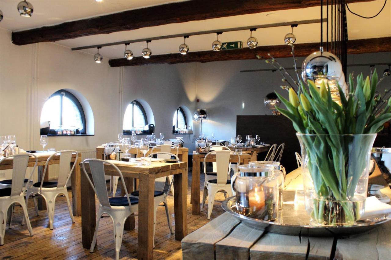 Cozy Floating Boatlodge Het Vrijthof Vakantiehuis Maastricht